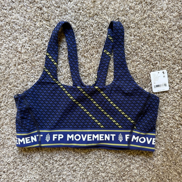 Free People Never Better Logo Square Neck Sports Bra NWT Medium FP Movement - Picture 4 of 4